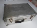 Metalen koffer binnen afmetingen 16,5×44,5×29cm, Ophalen, Gebruikt, Slot, Minder dan 50 cm
