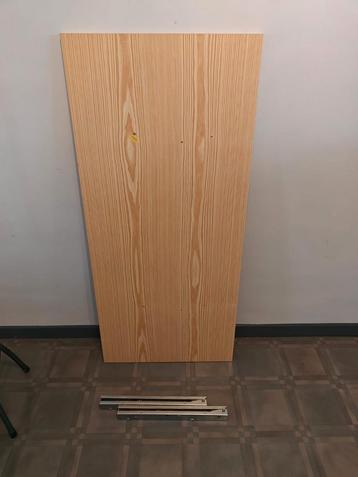 Bureau beschikbaar voor biedingen