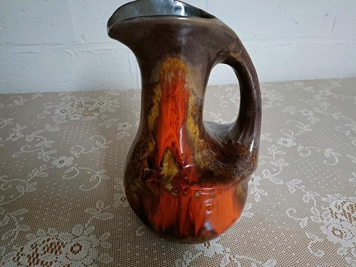 Keramische vaas – Rood en zwart – Modern design, Huis en Inrichting, Woonaccessoires | Vazen, Zo goed als nieuw, Rood, Ophalen