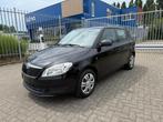 Skoda Fabia / 1.2 Benzine / Euro5, Voorwielaandrijving, Euro 5, Stof, Zwart