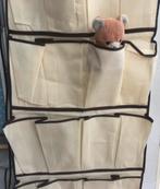 Beige wand organizer, Ophalen