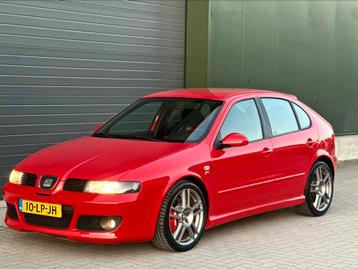 Unieke SEAT LEON Cupra R 1.8 20VT - Origineel NL - 1E HAND, Autos, Rouge, Achat, Carnet d'entretien, Noir