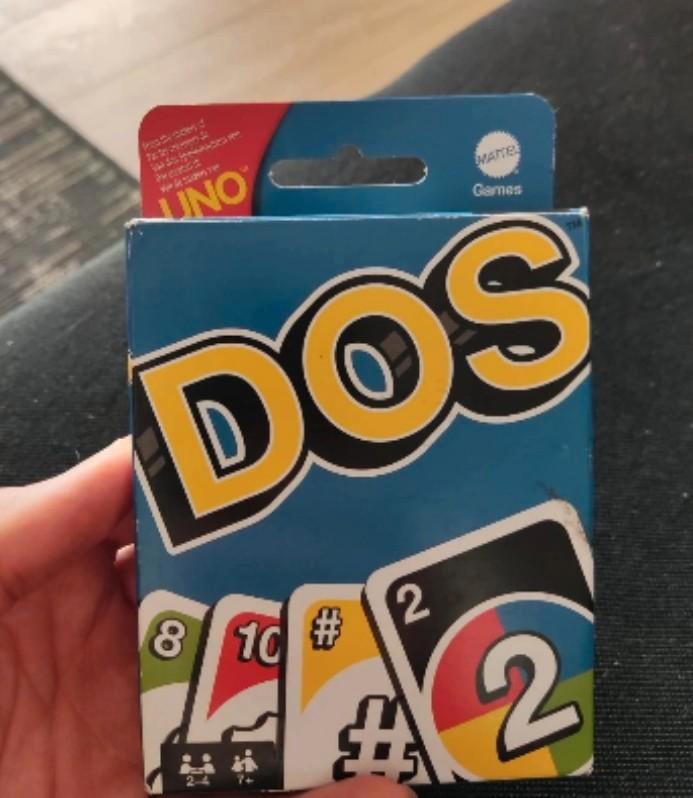 DOS (jeu de société bordspel UNO), Hobby en Vrije tijd, Gezelschapsspellen | Kaartspellen, Nieuw, Ophalen