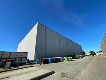 Bedrijfspand 45x75 meter beschikbaar voor biedingen