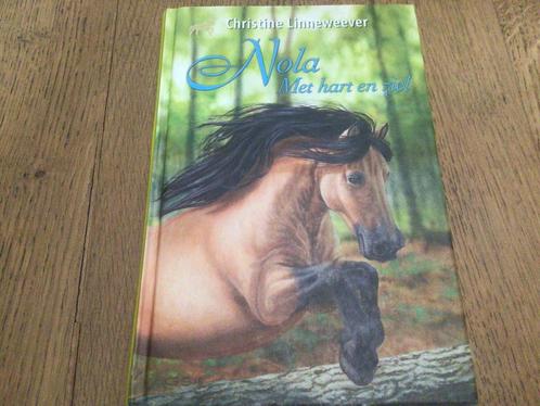 Christine Linneweever - Nola met hart en ziel, Boeken, Kinderboeken | Jeugd | 10 tot 12 jaar, Gelezen, Ophalen