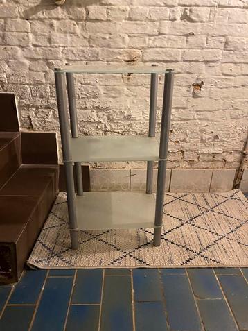 Kleine (bad)kamerkast - glas - 3 verdiepingen beschikbaar voor biedingen