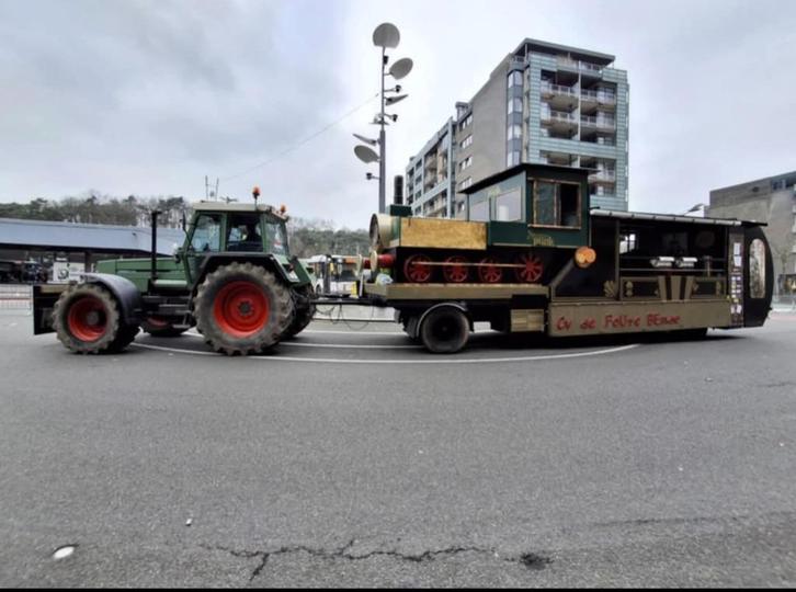Carnavalswagen, Diversen, Overige Diversen, Zo goed als nieuw, Ophalen