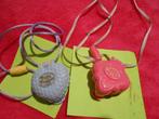 Lot 2 colliers médaillons Bluebird Polly Poket , vintage, Enlèvement, Comme neuf