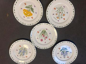 Assiettes en porcelaine Butterfly Meadow, Enlèvement, Comme neuf, Porcelaine