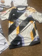 Voetbal pakjes/truitjes /maat 176, Sport en Fitness, Voetbal, Ophalen of Verzenden, Gebruikt, Shirt