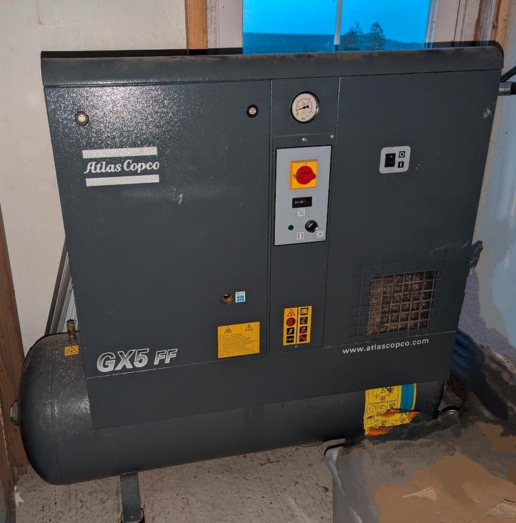 Atlas Copco GX5FF, Zakelijke goederen, Machines en Bouw | Pompen en Compressoren, Ophalen