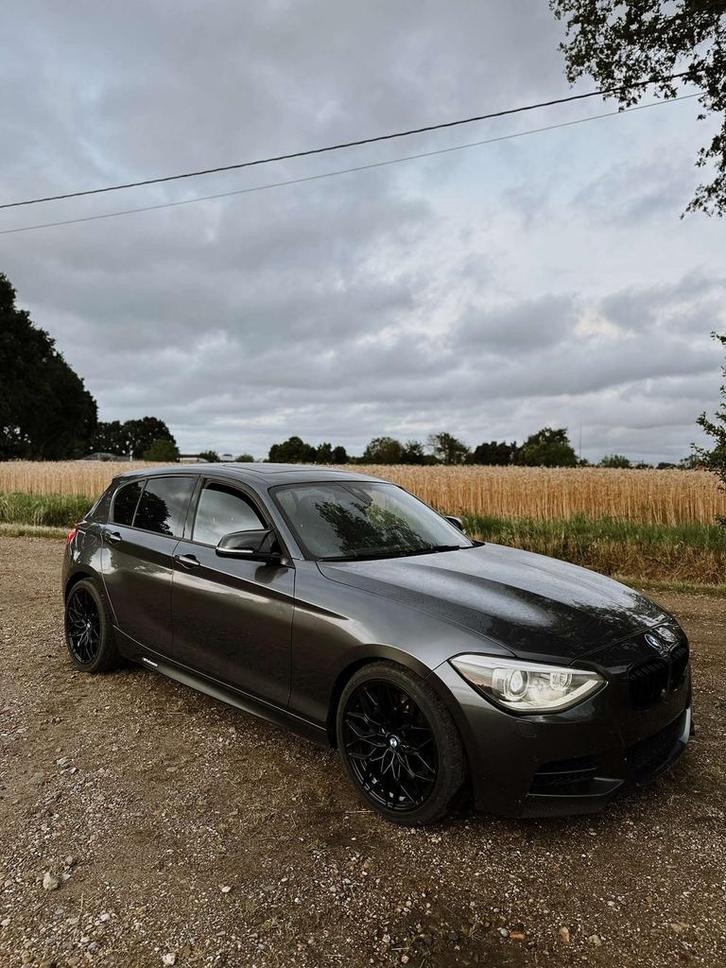 Bmw m 135i, Auto's, BMW, Particulier, 1 Reeks, Benzine, Automaat, Zwart, Leder, Vierwielaandrijving, Ophalen