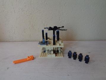 LEGO Minecraft 21107 Micro World: The End beschikbaar voor biedingen
