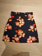Zomerrokje, merk Lola Liza, maat 38, donkerblauw met bloemen, Nieuw, Knielengte, Ophalen, Maat 38/40 (M)