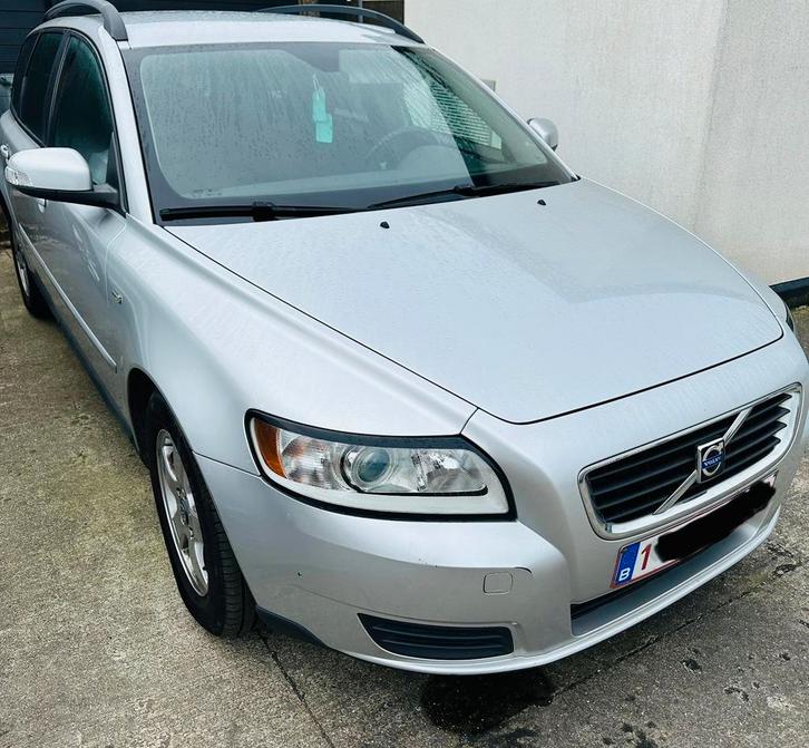 Volvo V50, Auto's, Volvo, Particulier, V50, Diesel, Euro 5, Break, 5 deurs, Handgeschakeld, Zilver of Grijs, Zwart, Leder en Alcantara