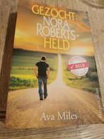 Ava Miles - Gezocht: Nora Roberts-held, Ava Miles, Ophalen of Verzenden, Zo goed als nieuw