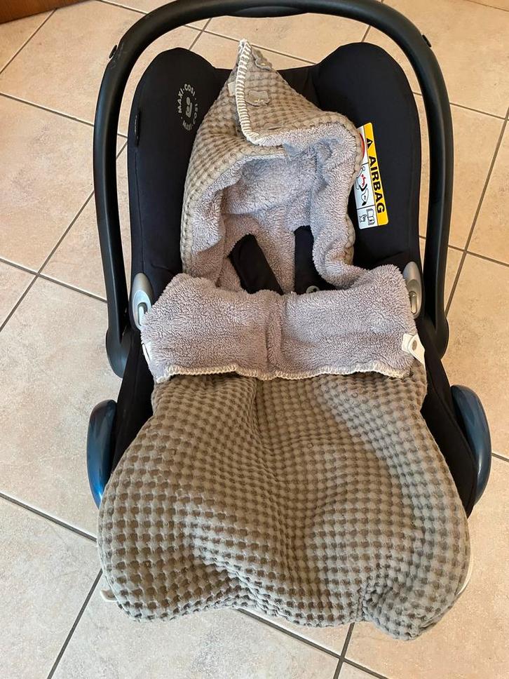 Voetenzak maxi cosi can Koeka, Kinderen en Baby's, Autostoeltjes, Zo goed als nieuw, Ophalen of Verzenden