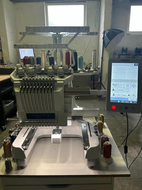 Brother PR1055X Borduurmachine, Hobby en Vrije tijd, Borduren en Borduurmachines, Zo goed als nieuw, Borduurmachine, Machineborduren