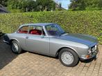 Alfa Romeo gt 1300 junior, Auto's, Alfa Romeo, Voorwielaandrijving, Leder, Overige kleuren, Handgeschakeld