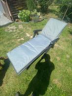 Chaise longue, Comme neuf