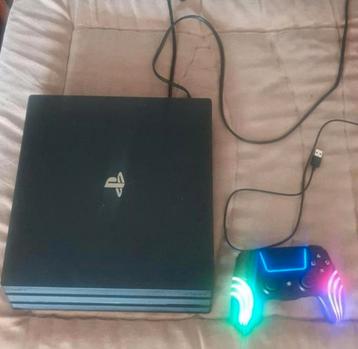 Sony PS4 PRO + 36 jeux beschikbaar voor biedingen