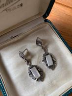Vintage zilveren oorbellen met marcasiet en parelmoer, Handtassen en Accessoires, Met edelsteen, Gebruikt, Ophalen of Verzenden