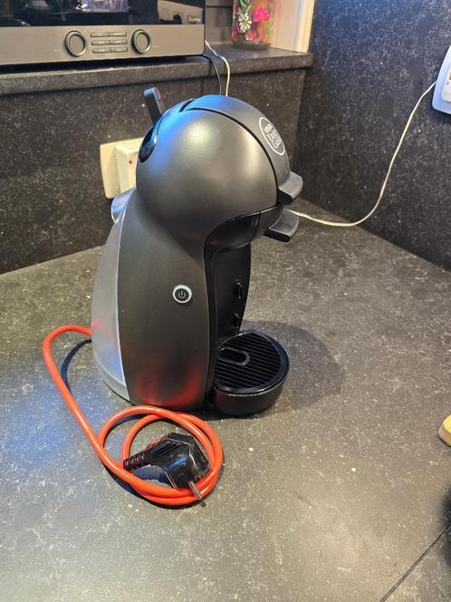 Bijna nieuw Nescafé Dolce Gusto Krups Koffiezetapparaat!, Elektronische apparatuur, Koffiezetapparaten, Zo goed als nieuw, Koffiepads en cups