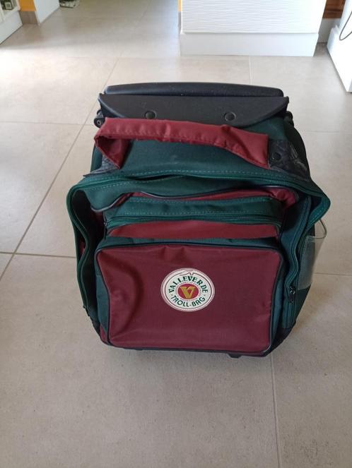 groen handbagage kind wieltjes, Handtassen en Accessoires, Tassen | Reistassen en Weekendtassen, Gebruikt, Groen, 30 cm of meer