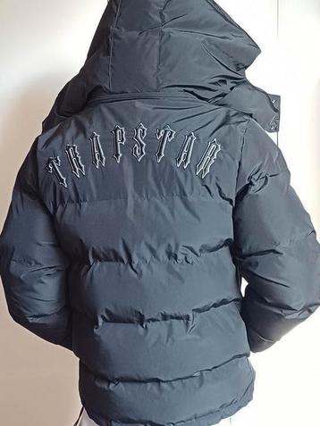TRAPSTAR puffer jacket maat S beschikbaar voor biedingen
