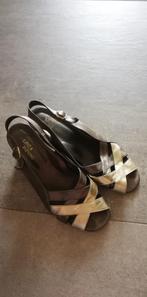 Sandalen taupe/goud maat 39, Ophalen of Verzenden, Gedragen, Schoenen met lage hakken