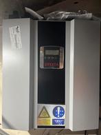 2 omvormers Effekta ES5000 5kW, Doe-het-zelf en Bouw, Zonnepanelen en Toebehoren, Ophalen, Gebruikt