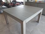 Vierkante eettafel in massief teakhout, Ophalen, Zo goed als nieuw, Vijf personen of meer, 100 tot 150 cm