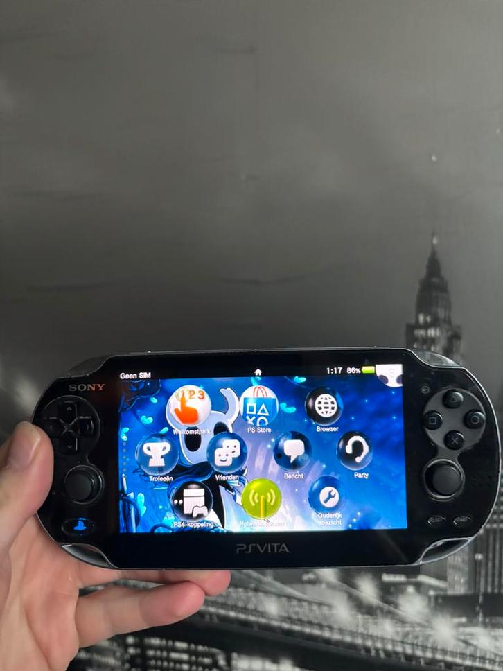 Ps Vita + games, Games en Spelcomputers, Spelcomputers | Sony PlayStation Vita, Zo goed als nieuw, Ophalen of Verzenden