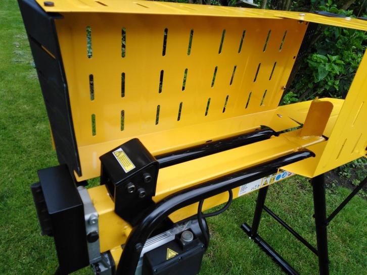 houtkliever op onderstel 7 ton, Tuin en Terras, Kloofmachines, Nieuw, Ophalen