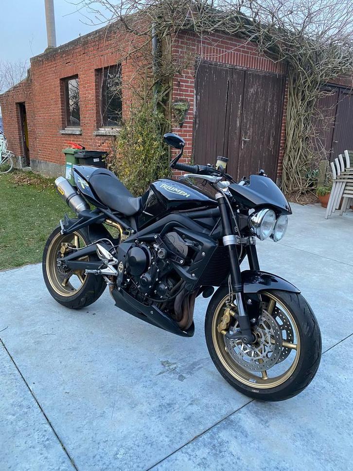 Street triple r 675, Motoren, Motoren | Triumph, Particulier, Naked bike, meer dan 35 kW, 3 cilinders, Motorrijbewijs A, LED Verlichting