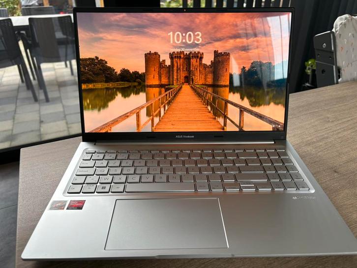 ASUS Vivobook 15”, Computers en Software, Windows Laptops, Zo goed als nieuw, Ophalen