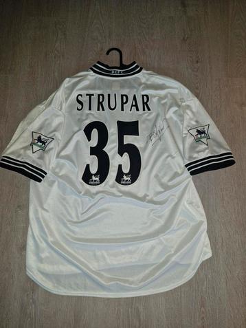 1999-01 @dcfcofficial Home Shirt Strupar #35 (Gesigneerd) beschikbaar voor biedingen