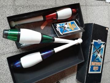 jongleerknotsen beschikbaar voor biedingen