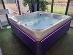 Demomodel Wellis Atlas deluxe, Tuin en Terras, Bubbelbaden en Hottubs, Ophalen, Zo goed als nieuw, Vast
