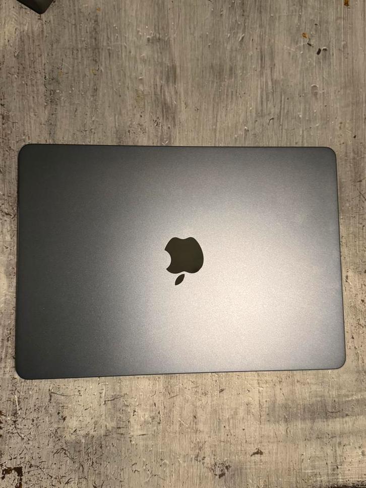Apple MacBook Air (M4, 2025) 2 maanden oud, Computers en Software, Windows Laptops, 13 inch, SSD, 4 Ghz of meer, 16 GB, Azerty