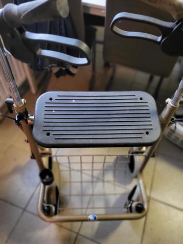 Rollator beschikbaar voor biedingen