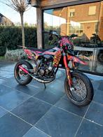 sherco sm rs 50, Fietsen en Brommers, Brommers | Derbi, Ophalen, 6 versnellingen, 50 cc, Klasse B (45 km/u)