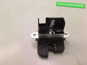 ACHTERKLEPSLOT Volkswagen Golf VII (AUA) (4H0827505A) beschikbaar voor biedingen