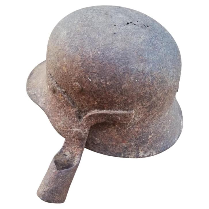 Stahlhelm - omgebouw landbouwwerktuig/schepper, Verzamelen, Militaria | Algemeen, Landmacht, Overige typen, Ophalen of Verzenden