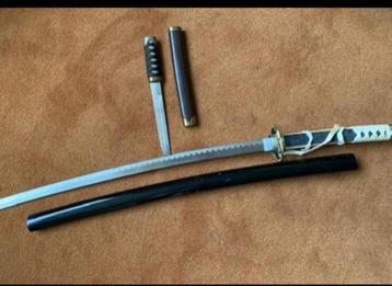 Japans samoerai zwaard en tanto knife beschikbaar voor biedingen