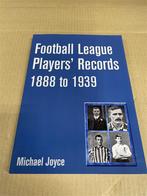 Voetbal - Football league players records 1888 tot 1939 - Mi, Collections, Comme neuf, Enlèvement ou Envoi