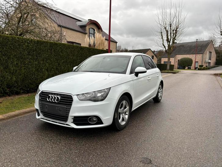 Aud a1 sportback, Auto's, Audi, Particulier, A1, Achteruitrijcamera, Airbags, Airconditioning, Bluetooth, Boordcomputer, Climate control