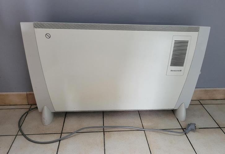 ELECTRISCHE CONVECTOR HONEYWELL 2000 W., Doe-het-zelf en Bouw, Verwarming en Radiatoren, Gebruikt, Thermostaat, 800 watt of meer