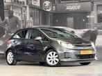 Kia Rio 1.2 * PDC Achter + Camera * Manual * 10.2016, Auto's, Kia, Voorwielaandrijving, Stof, Euro 6, 4 cilinders