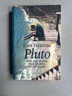 Pluto - Lara Taveirne, België, Lara Taveirne, Ophalen, Gelezen